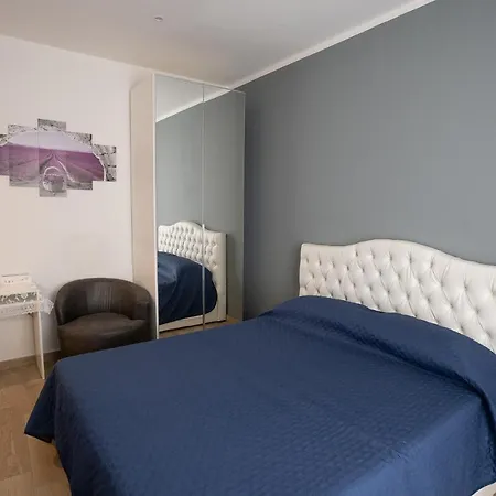 Le Stelle Della Spezia ベッド・アンド・ブレックファスト ラ・スペツィア